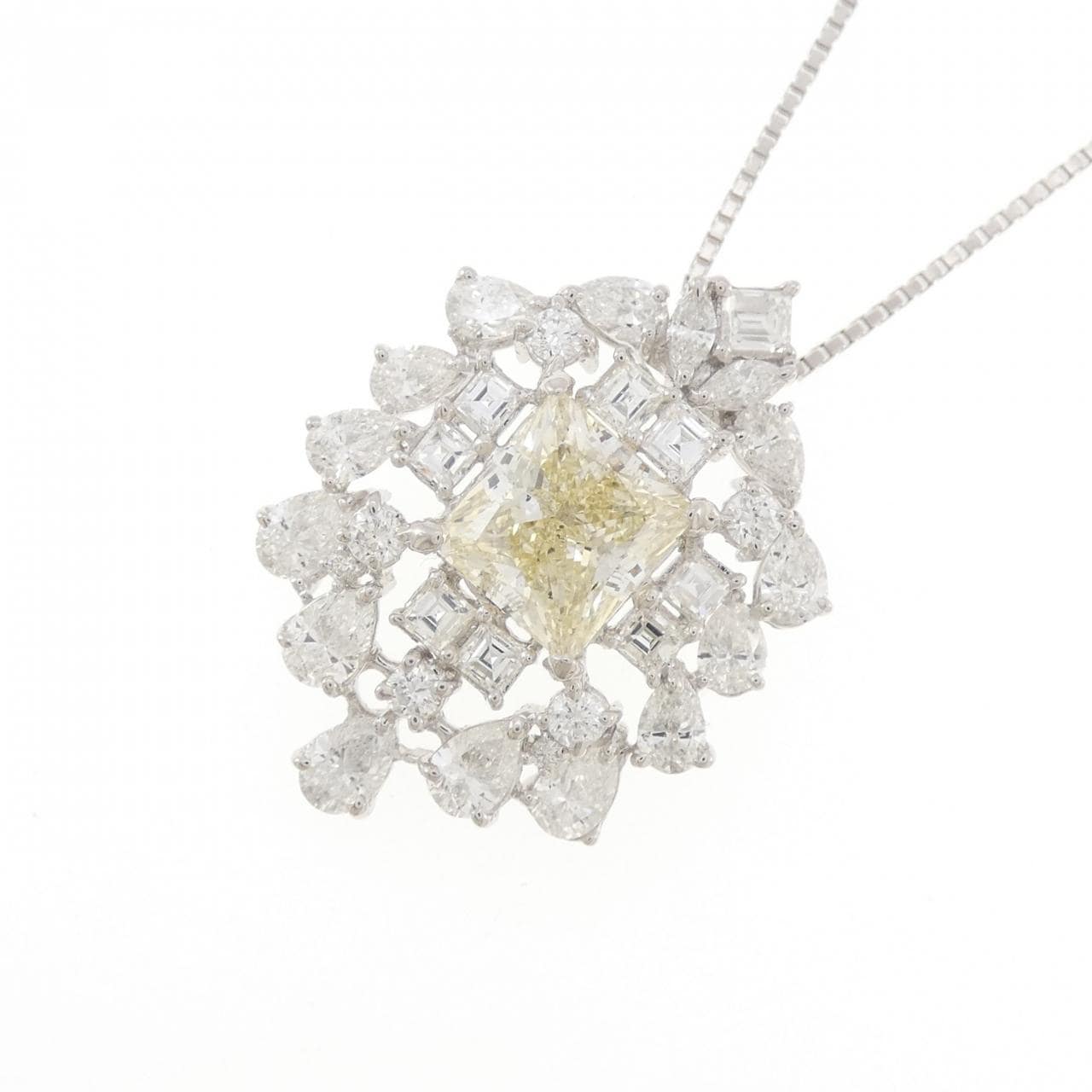 K18WG ダイヤモンド ネックレス 5.016CT VLBY SI2 ファンシーカット