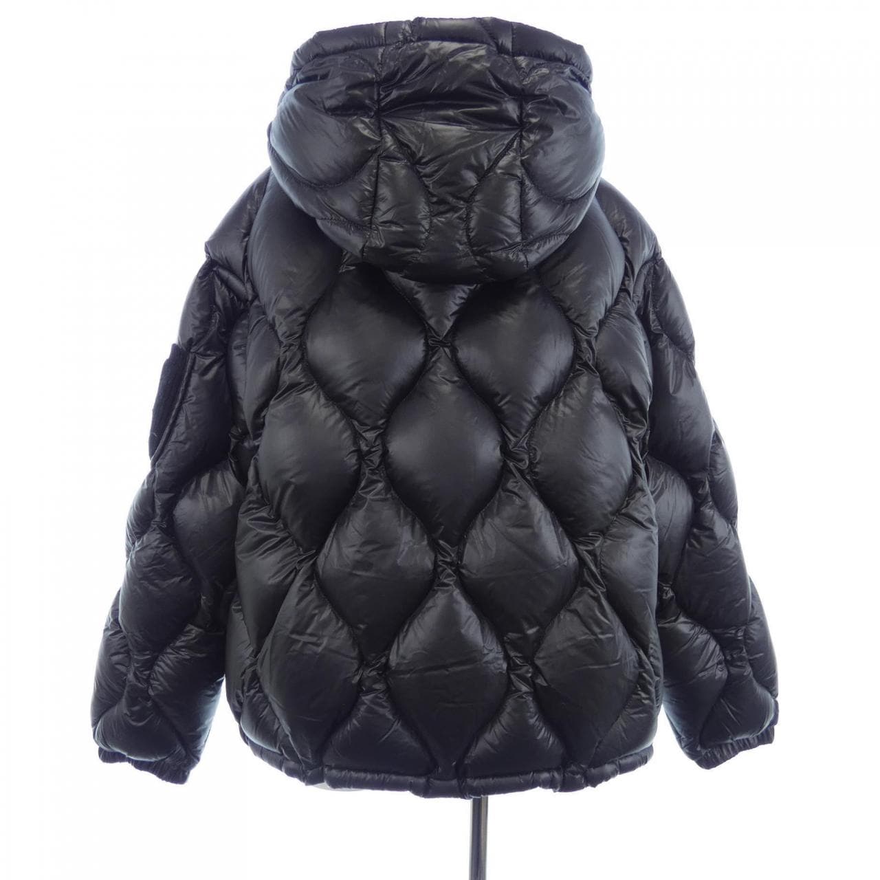 モンクレール MONCLER ダウンジャケット