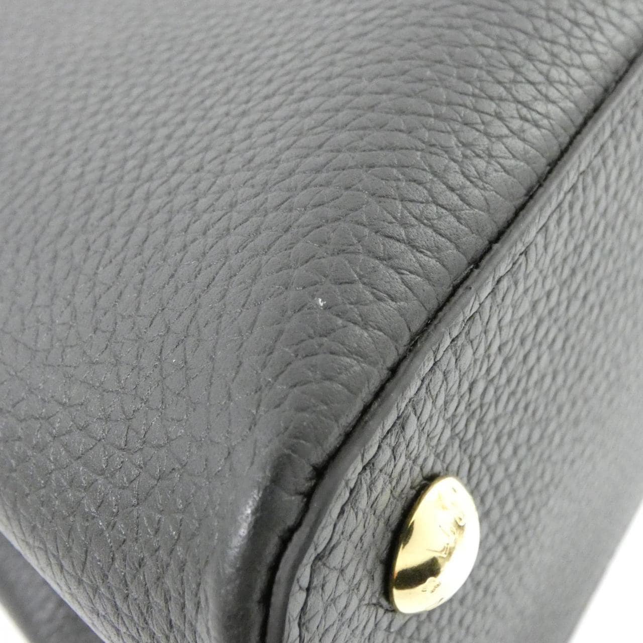 LOUIS VUITTON Capucines 小號包
