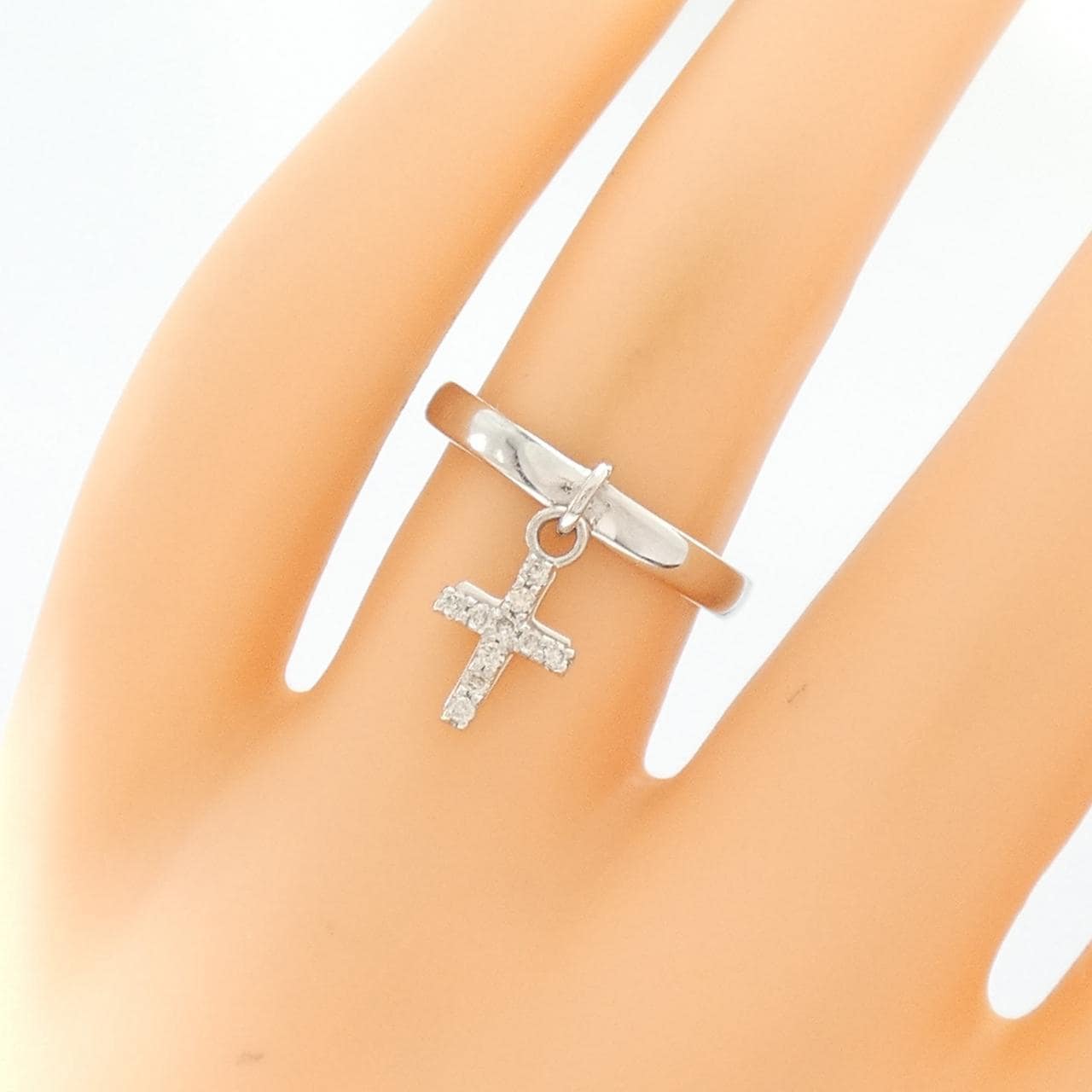 K18WG クロス ダイヤモンド リング 0.08CT