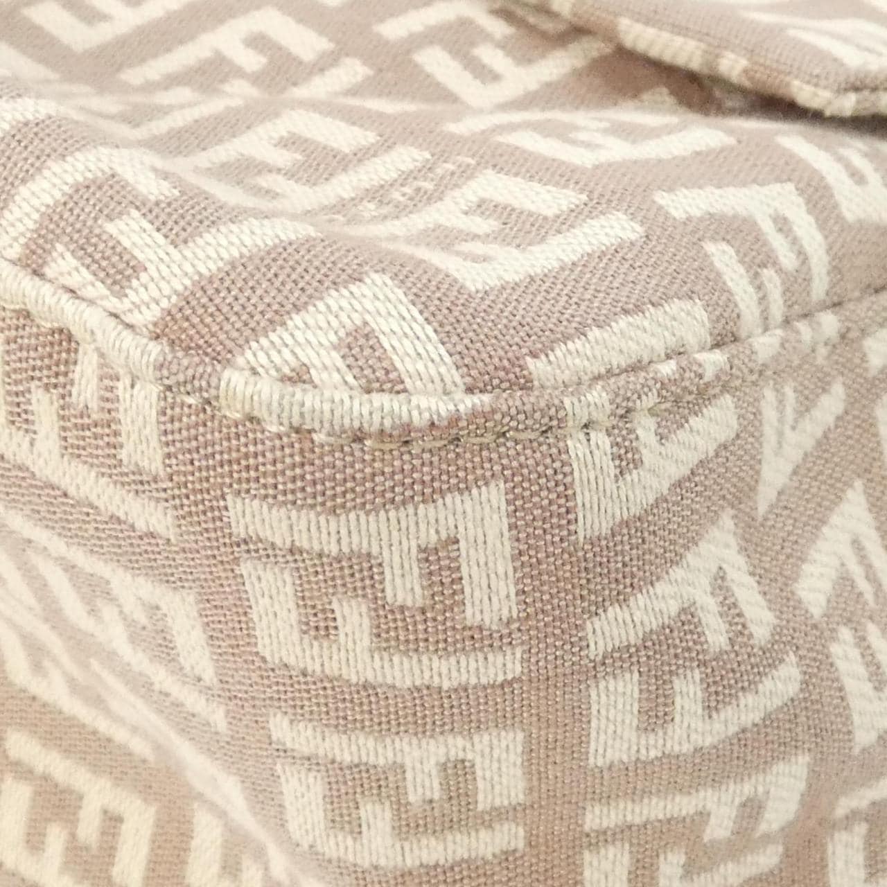 【ヴィンテージ】フェンディ 8BR001 LPN ショルダーバッグ