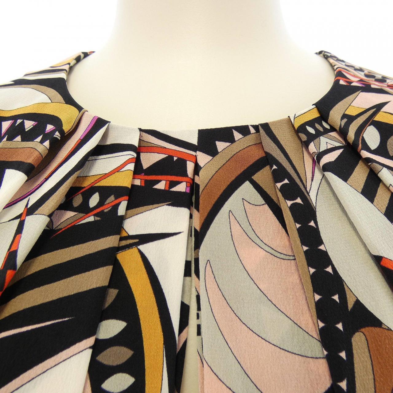 エミリオプッチ EMILIO PUCCI トップス