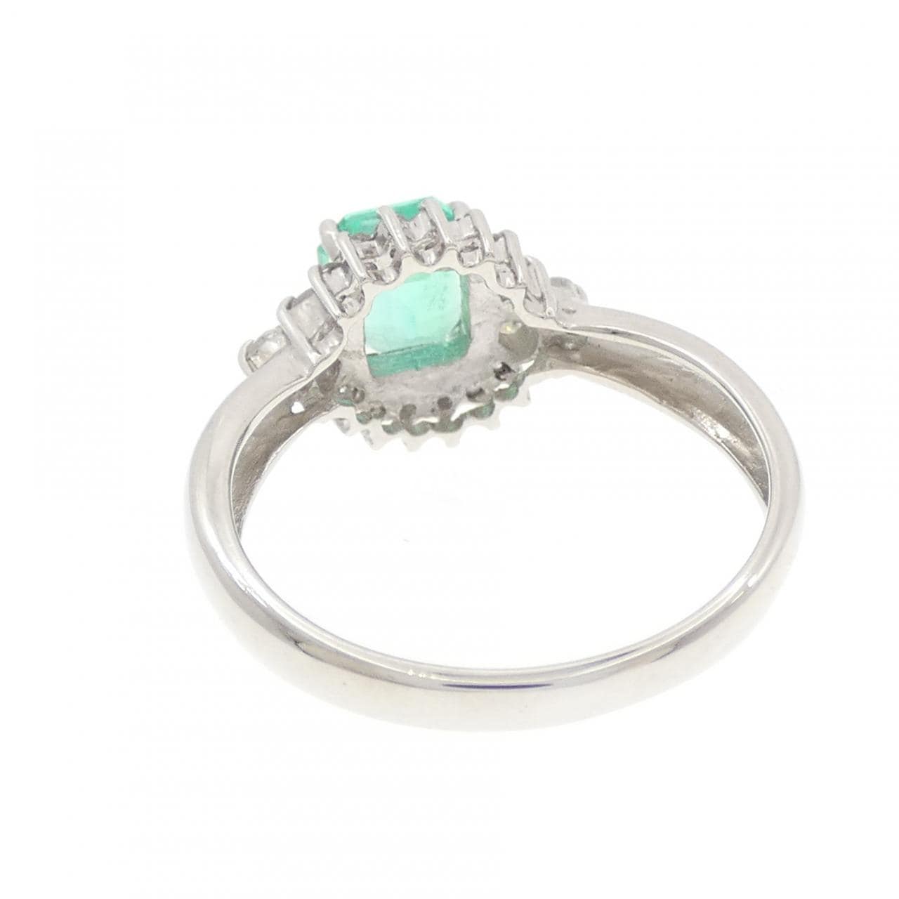 PT900 エメラルド リング 0.85CT