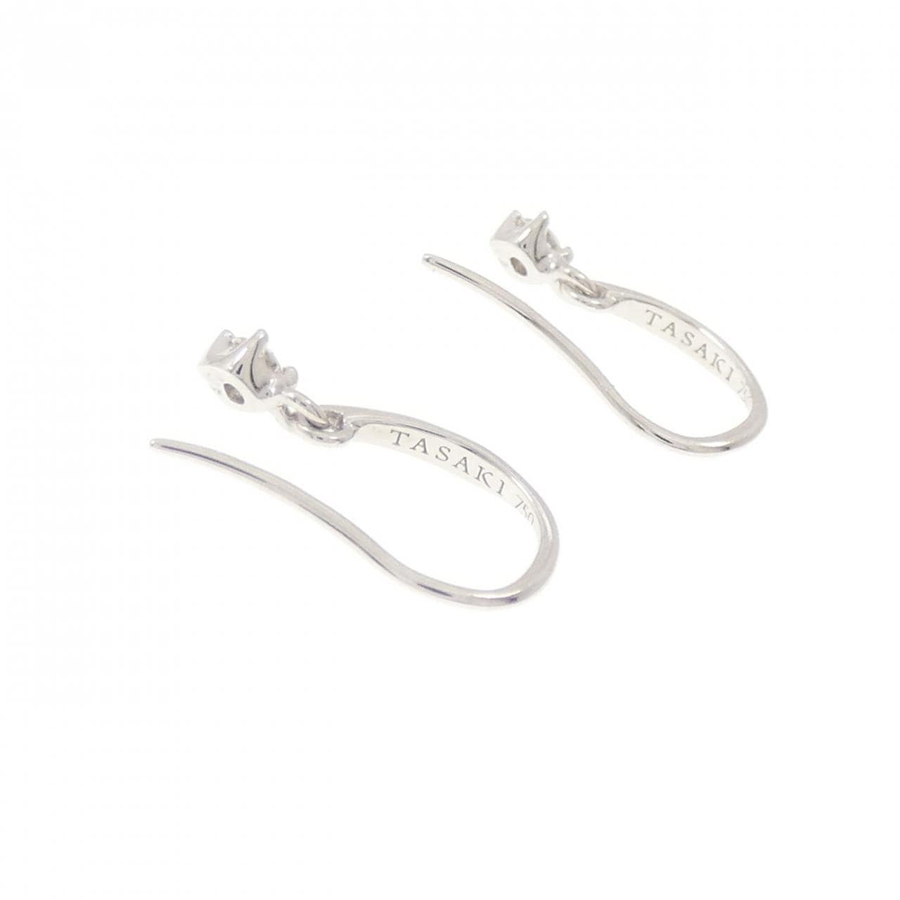 タサキ ダイヤモンド ピアス 0.06CT