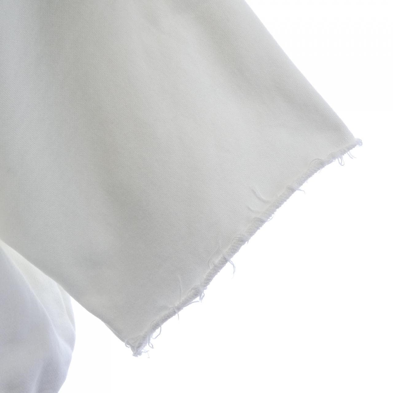 セリーヌ CELINE トリオンフ 2Y58A670Q スウェット