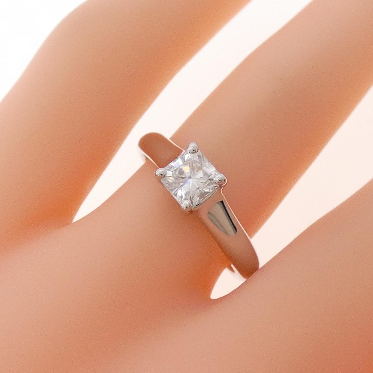 TIFFANY雪松木戒指 0.56克拉