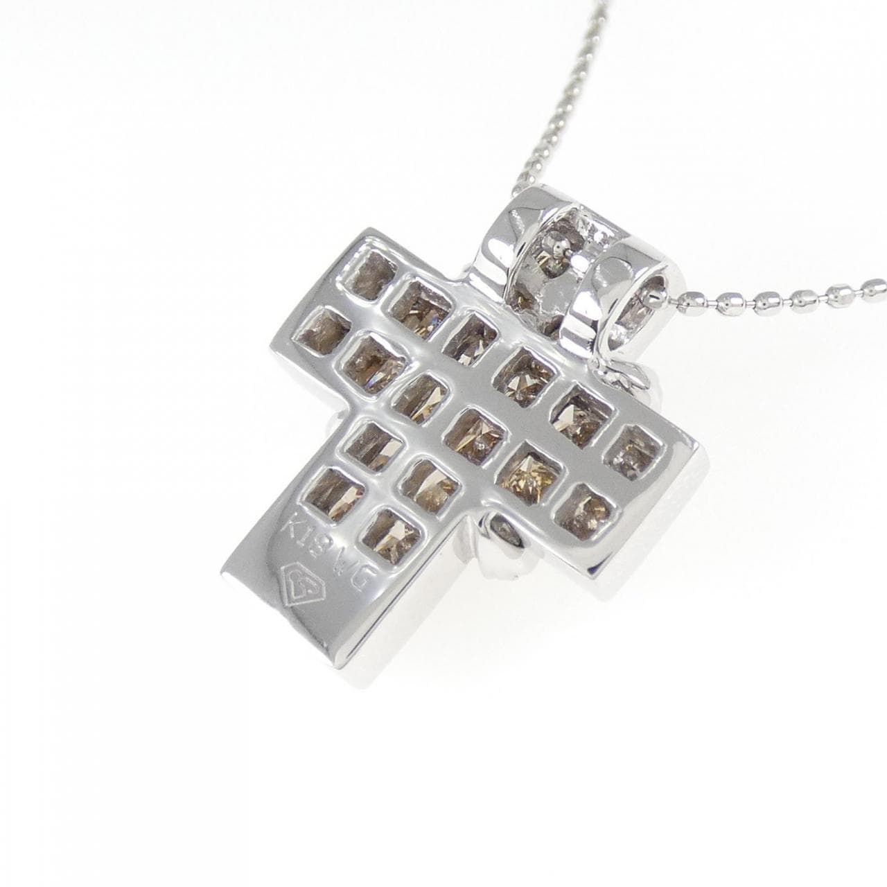 K18WG cross Diamond necklace