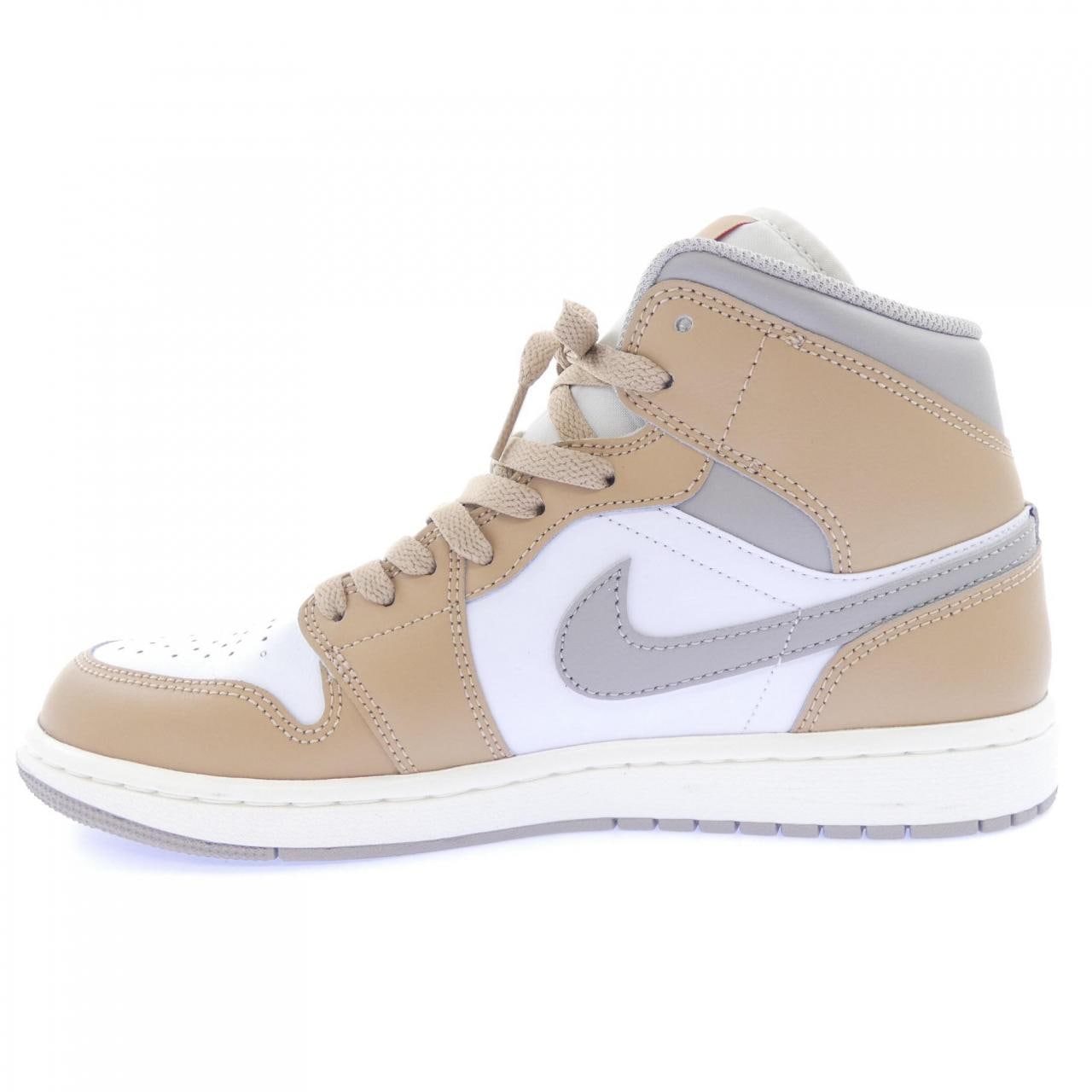 ナイキ ジョーダン NIKE JORDAN DQ8426-200 スニーカー