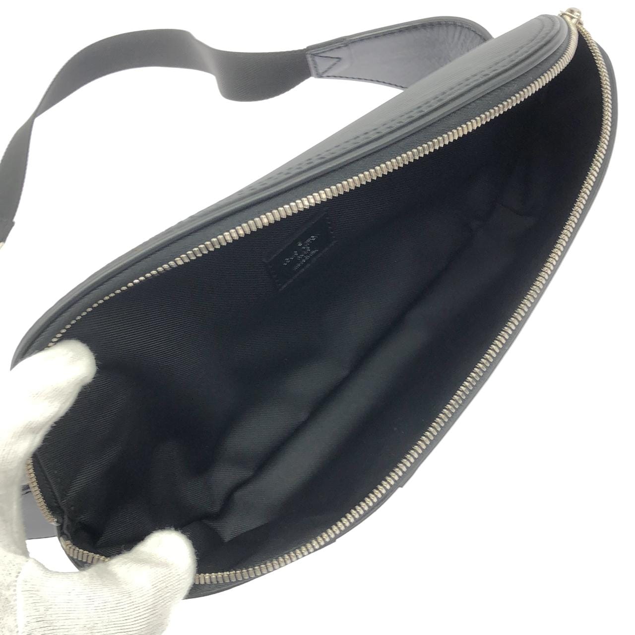 ルイヴィトン エピ ダミエ グラフィット バムバッグ M56610 ショルダーバッグ