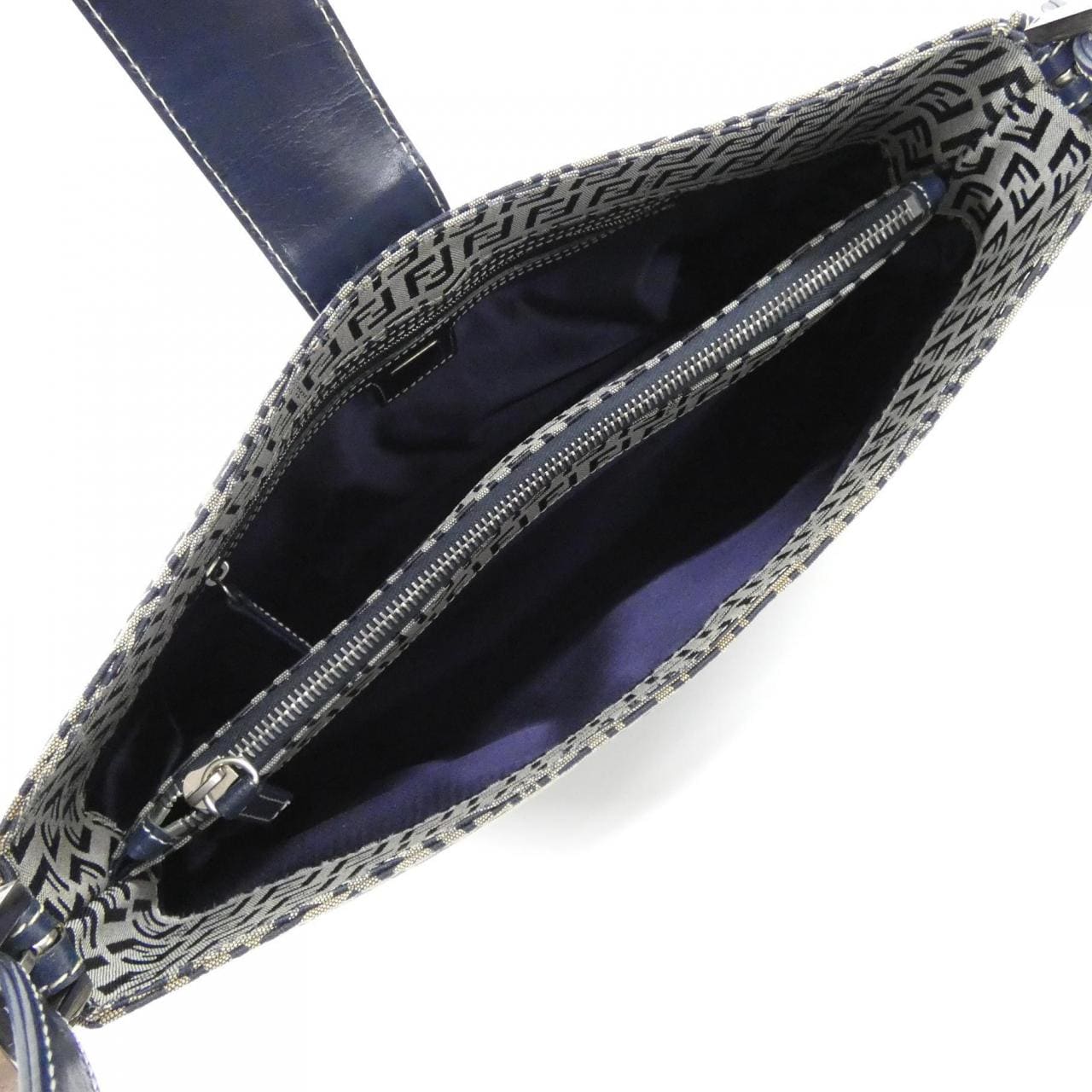 【ヴィンテージ】フェンディ 16115 ショルダーバッグ