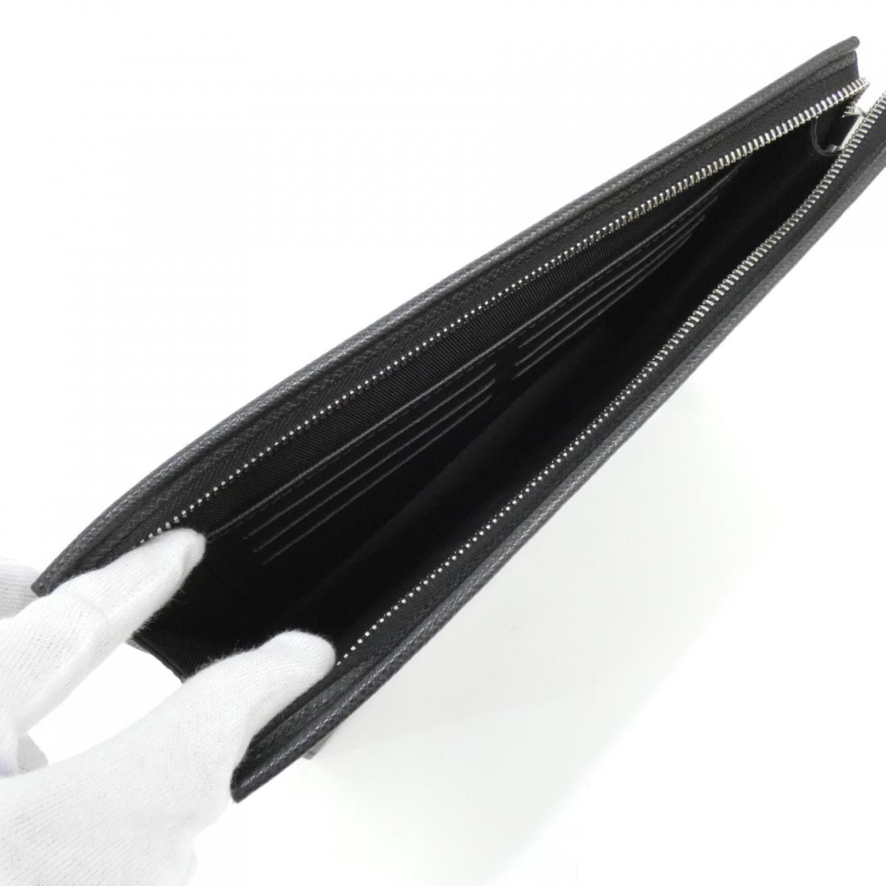 ルイヴィトン タイガ ポシェット ヴォワヤージュ M30450 バッグ