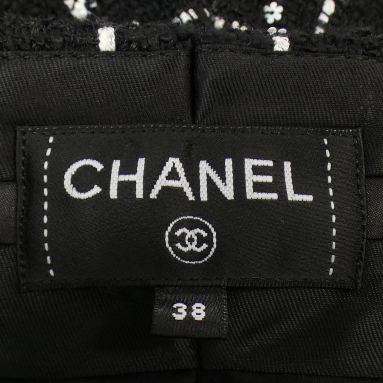 シャネル CHANEL ショートパンツ