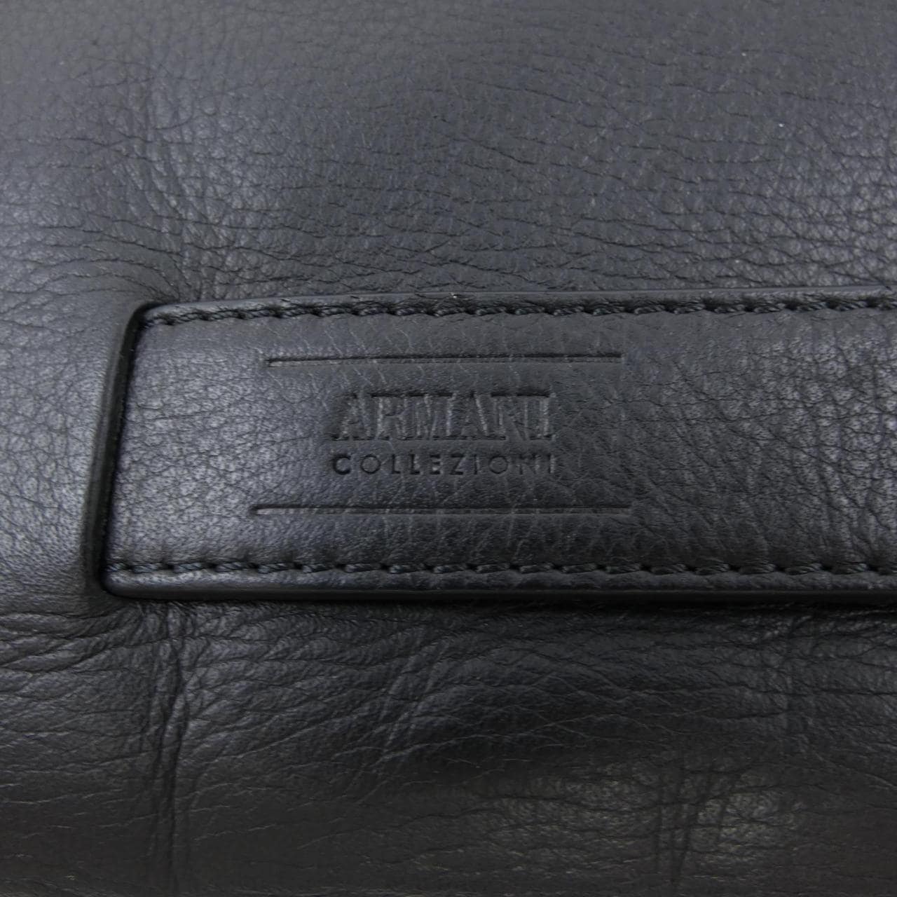 ARMANI collezioni系列包袋