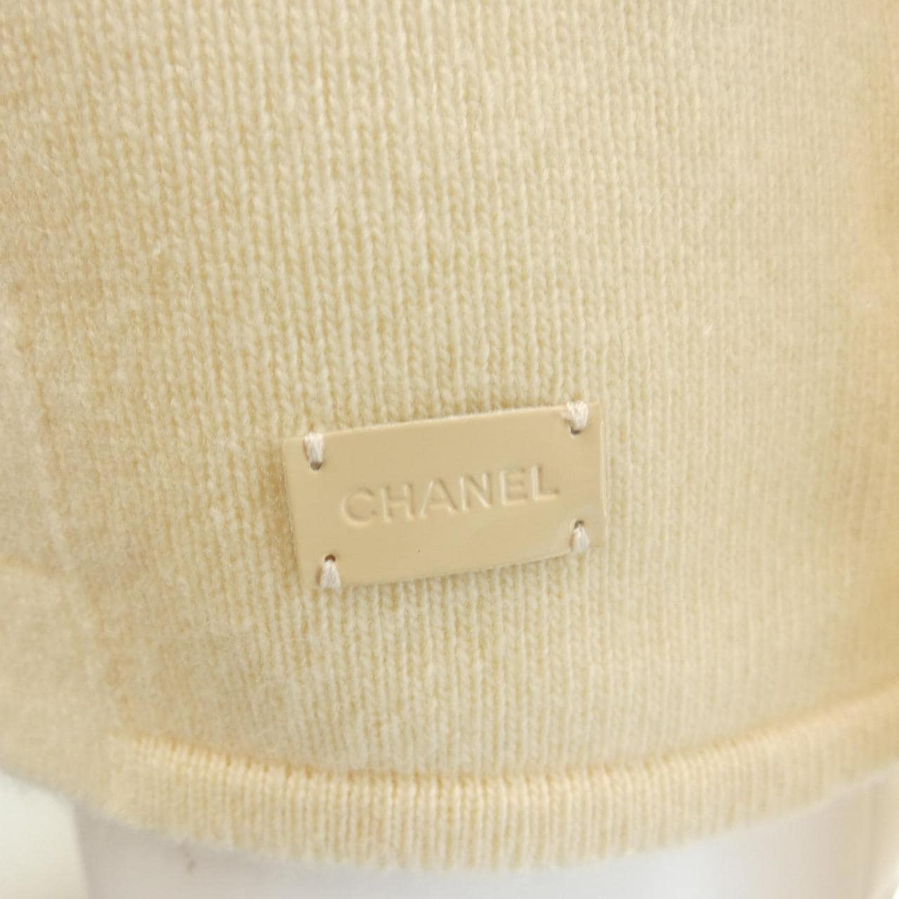 シャネル CHANEL P16726V00874 01C ニット