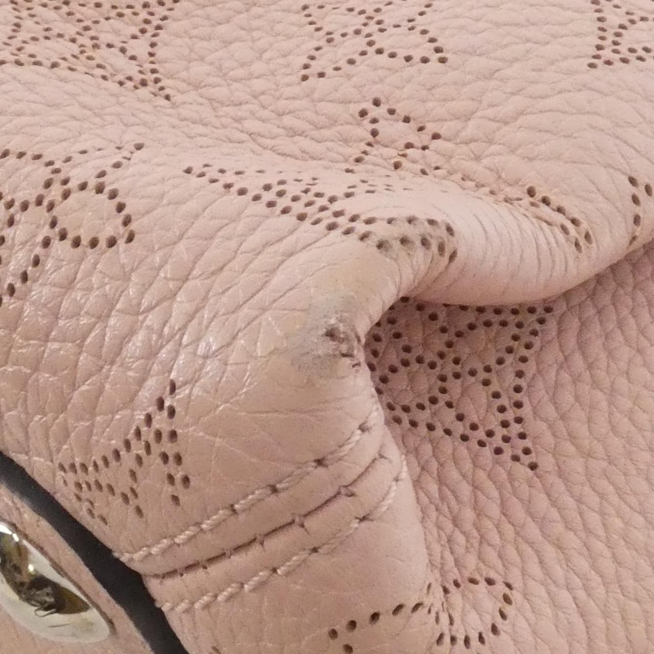 ルイヴィトン マヒナ バビロン PM M50033 ショルダーバッグ