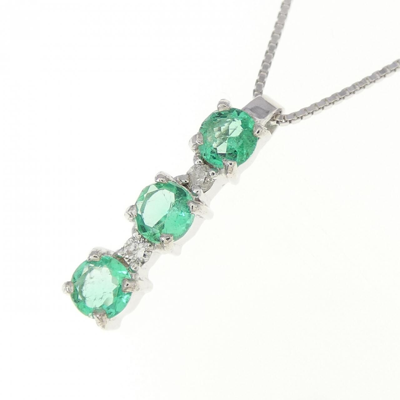 K18WG エメラルド ネックレス 0.37CT