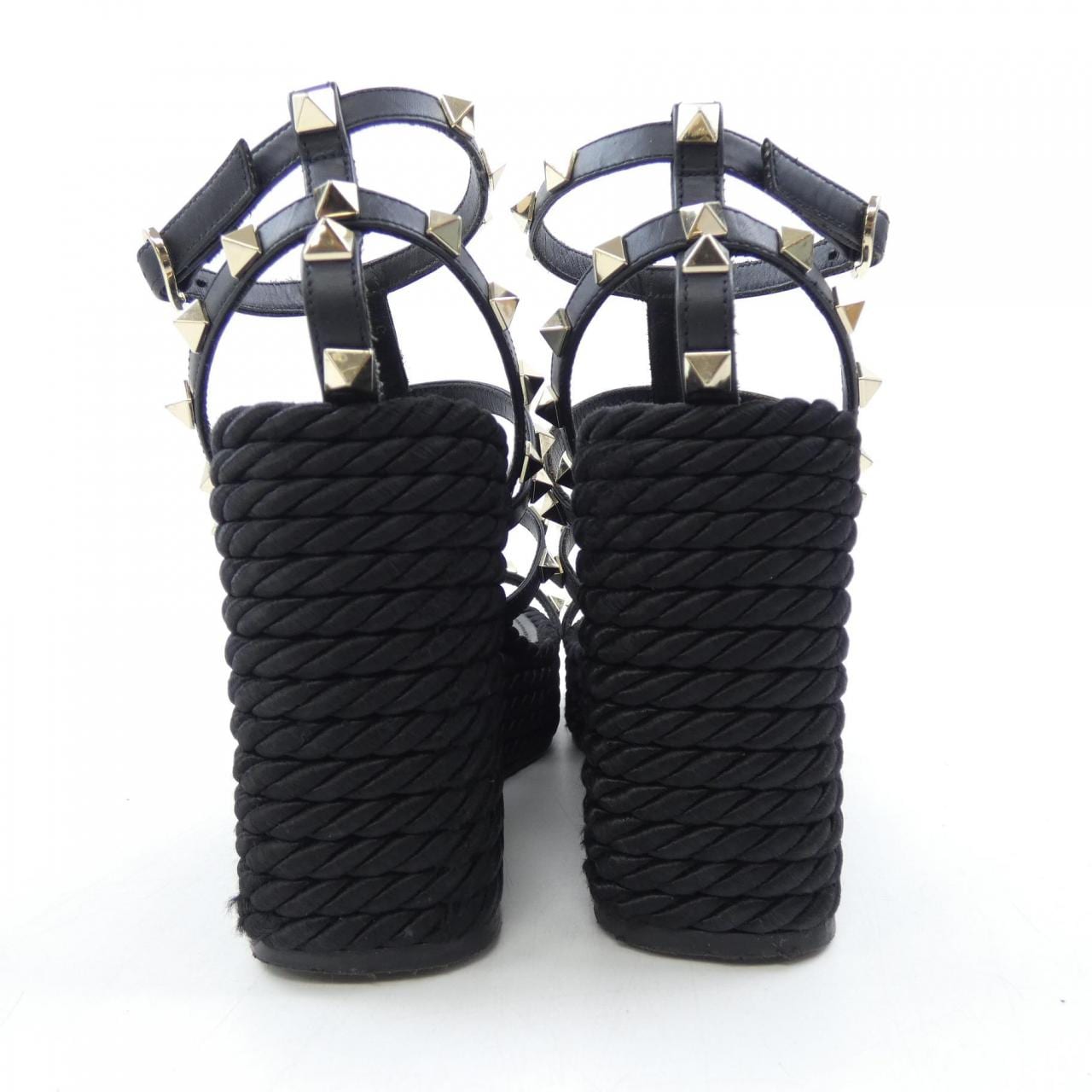 ヴァレンティノガラヴァーニ VALENTINO GARAVANI TW2S0F95 サンダル