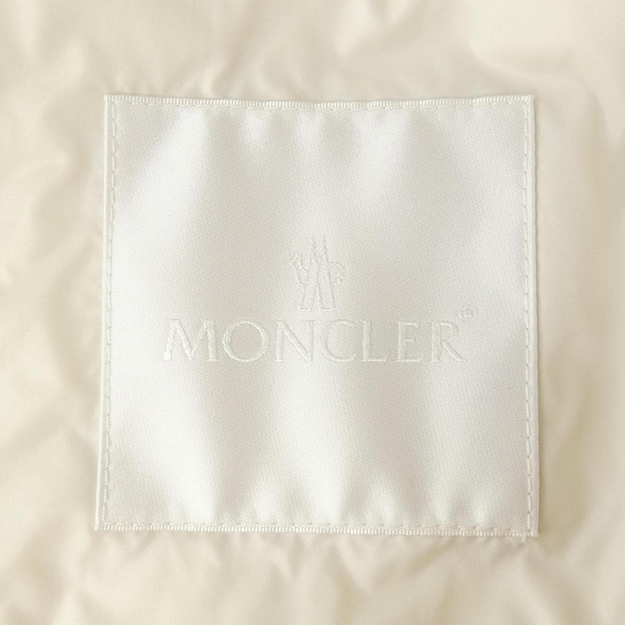 モンクレール MONCLER TEGEA ダウンジャケット