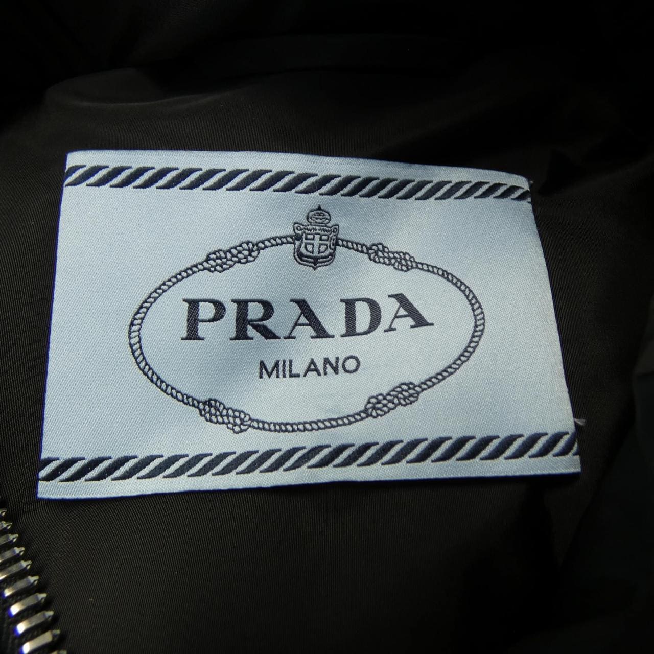プラダ PRADA 290910 ダウンコート
