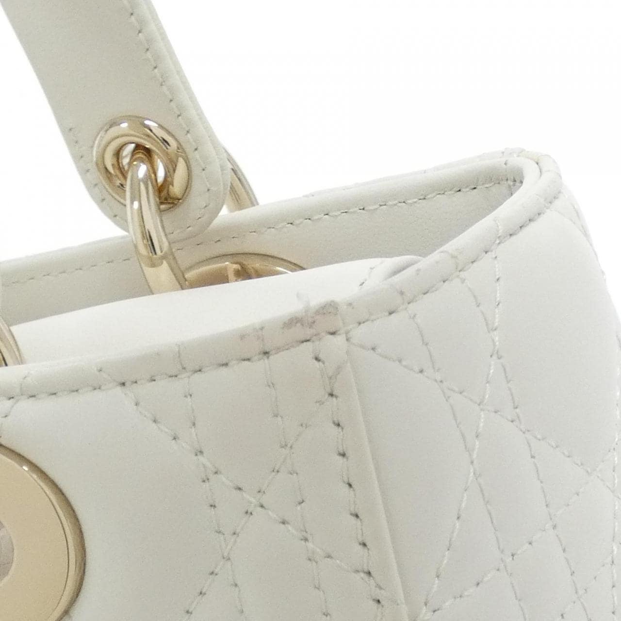 クリスチャンディオール レディ ディオール ミディアム M0565ONGE バッグ