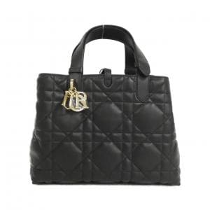 【未使用品】クリスチャンディオール ディオール トゥジュール ミディアム M2821OSNW バッグ