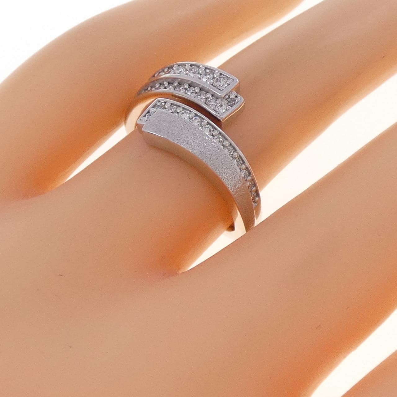 K18WG ダイヤモンド リング 0.35CT