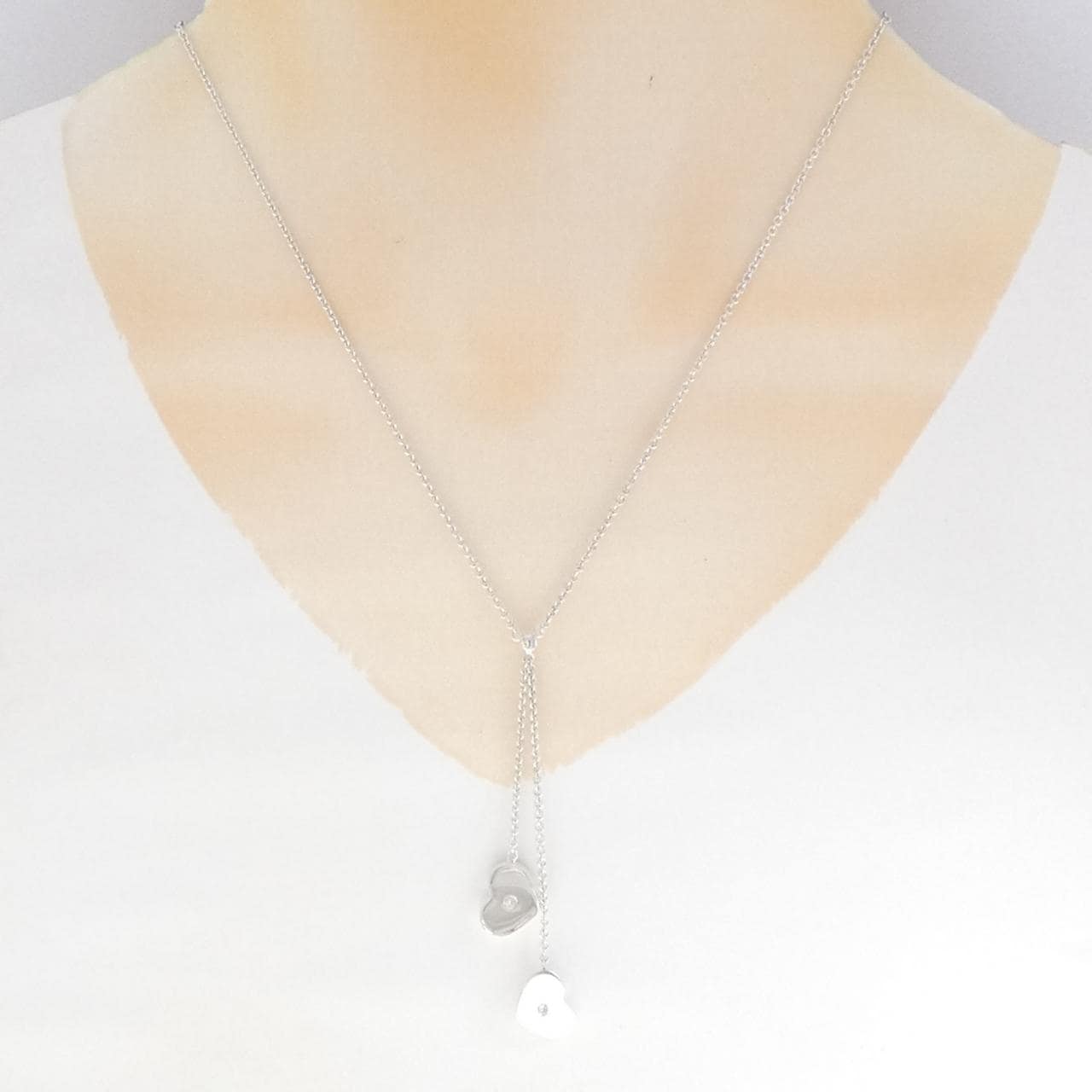 ティファニー モダンハート ドロップ ネックレス