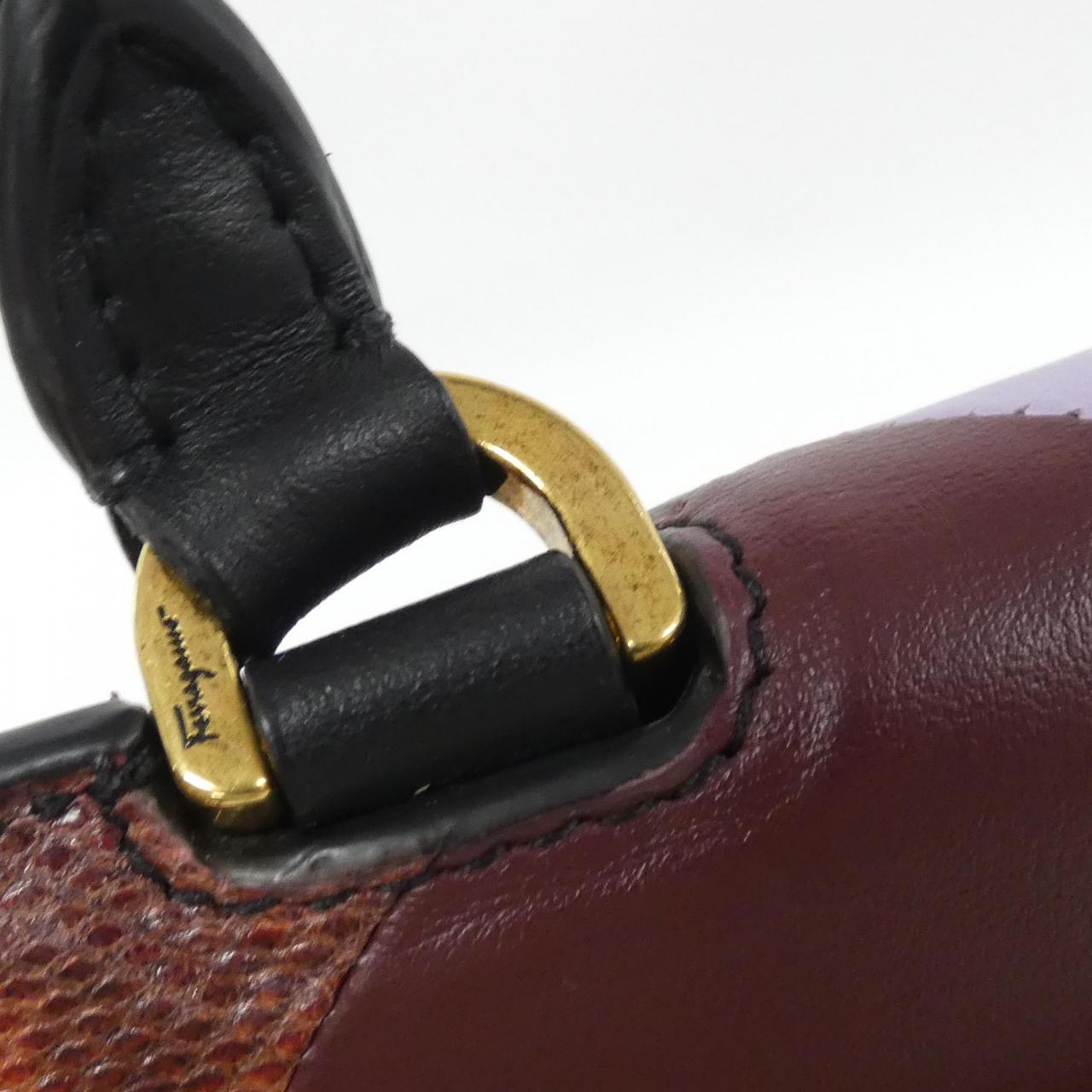 サルヴァトーレフェラガモ 21 0994 バッグ