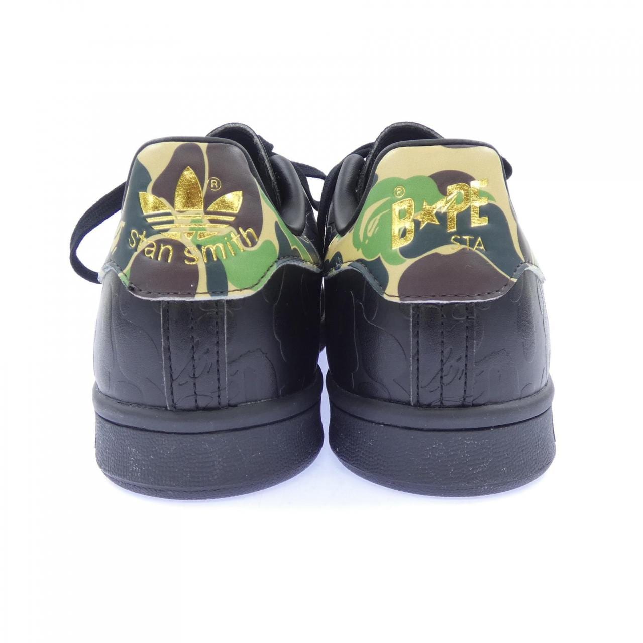 アディダス ADIDAS IG1116 スニーカー