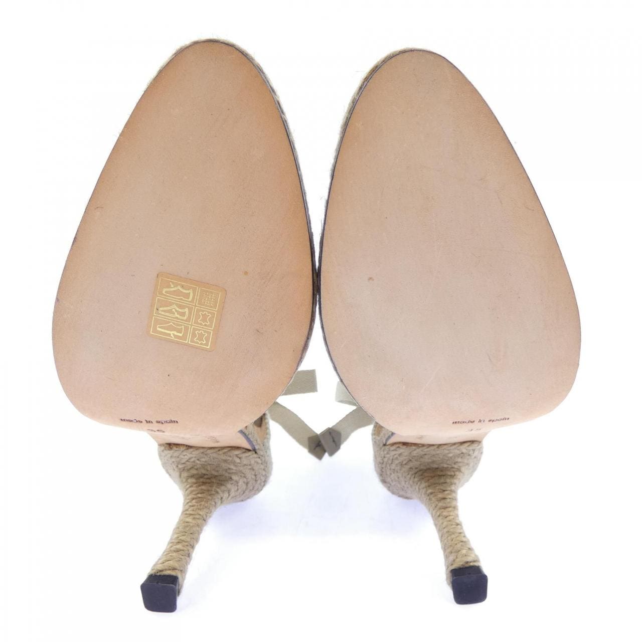 カスタニエール CASTANER MANOLOBLAHNIK サンダル