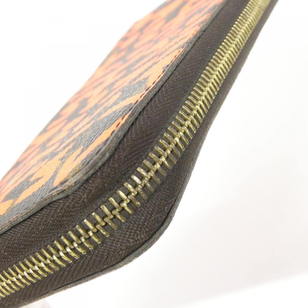 ルイヴィトン モノグラム グラフィティ(スティーブンスプラウス) ジッピー ウォレット M93711 財布