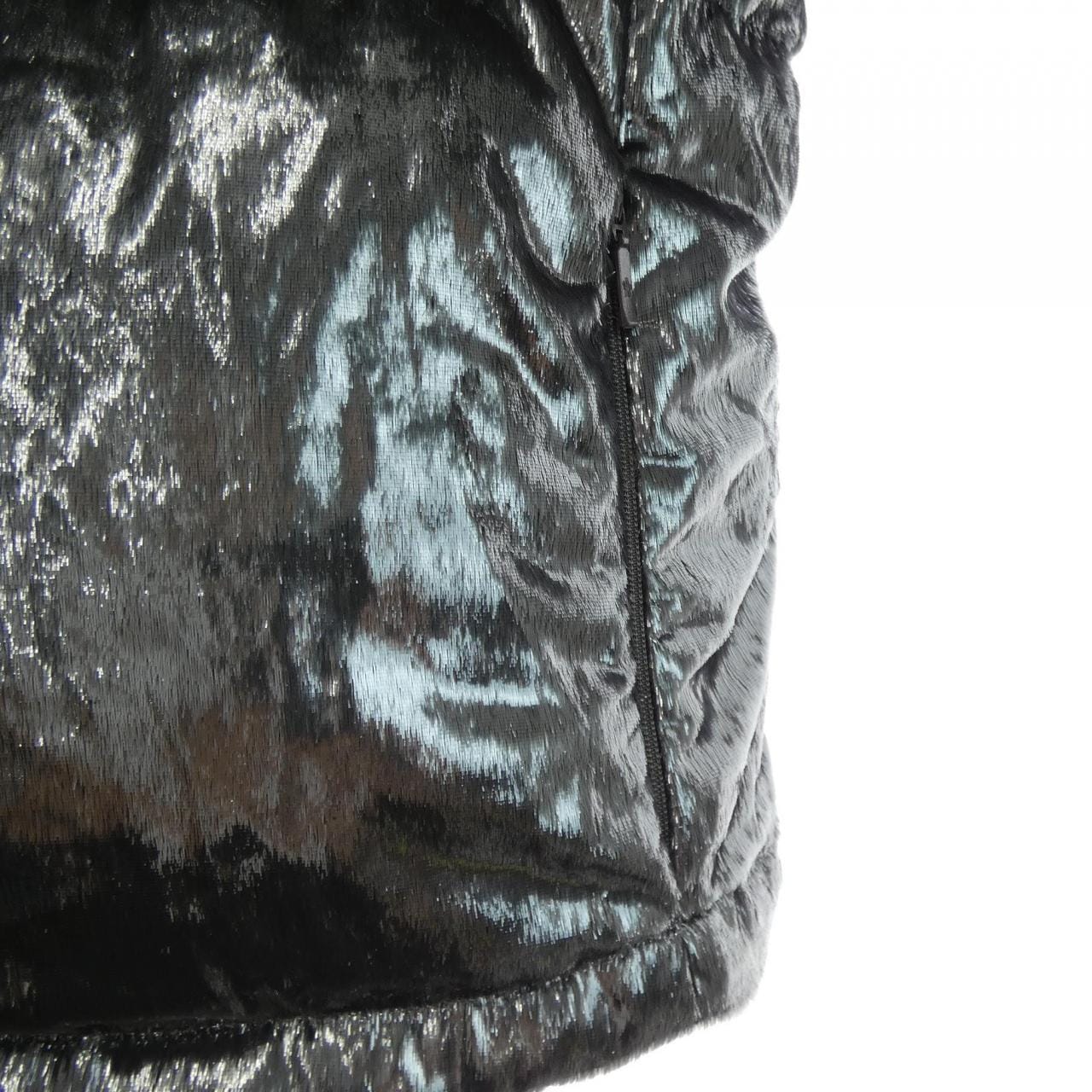 モンクレール MONCLER ISIE ダウンベスト