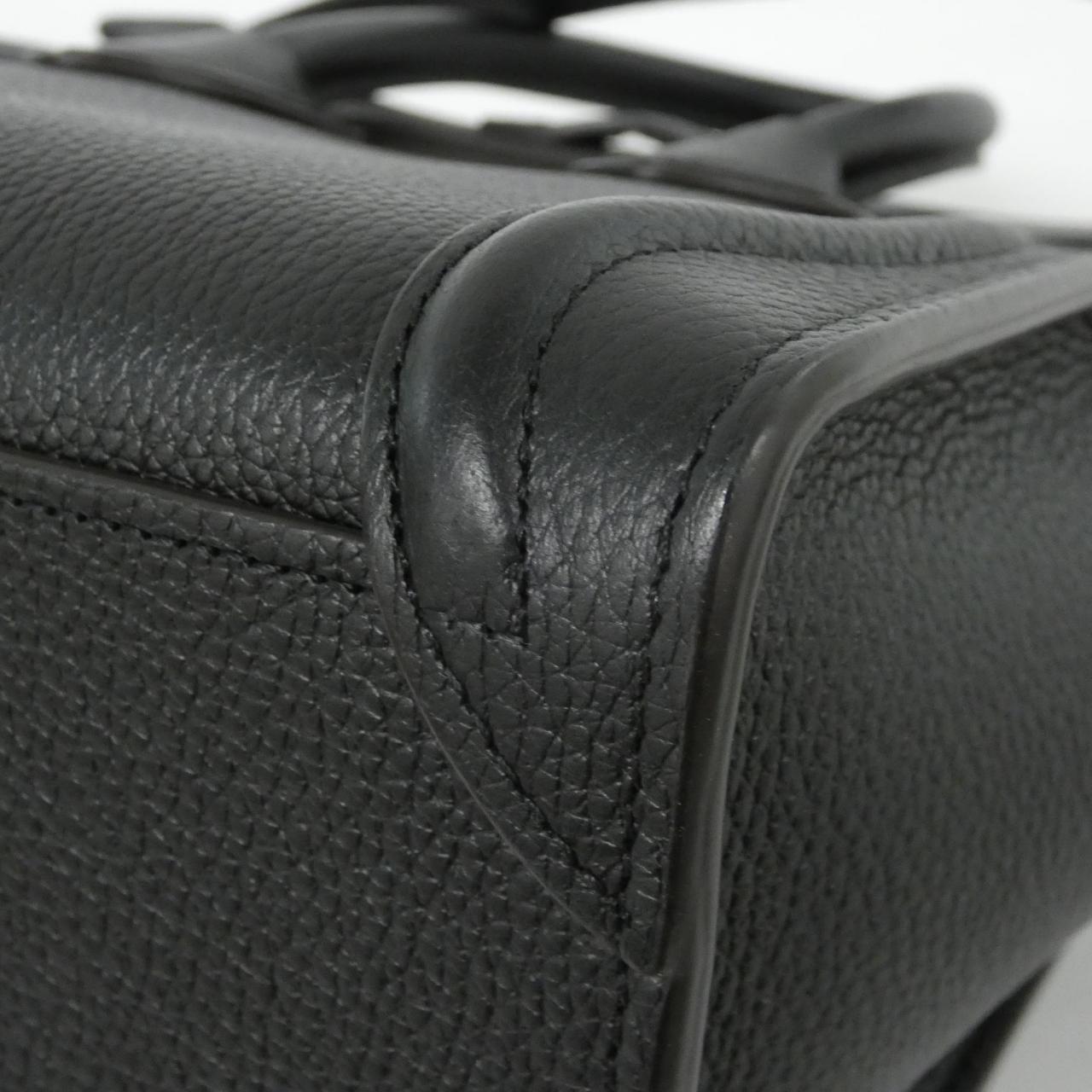 セリーヌ ラゲージ ナノ ショッパー 189243DRU バッグ