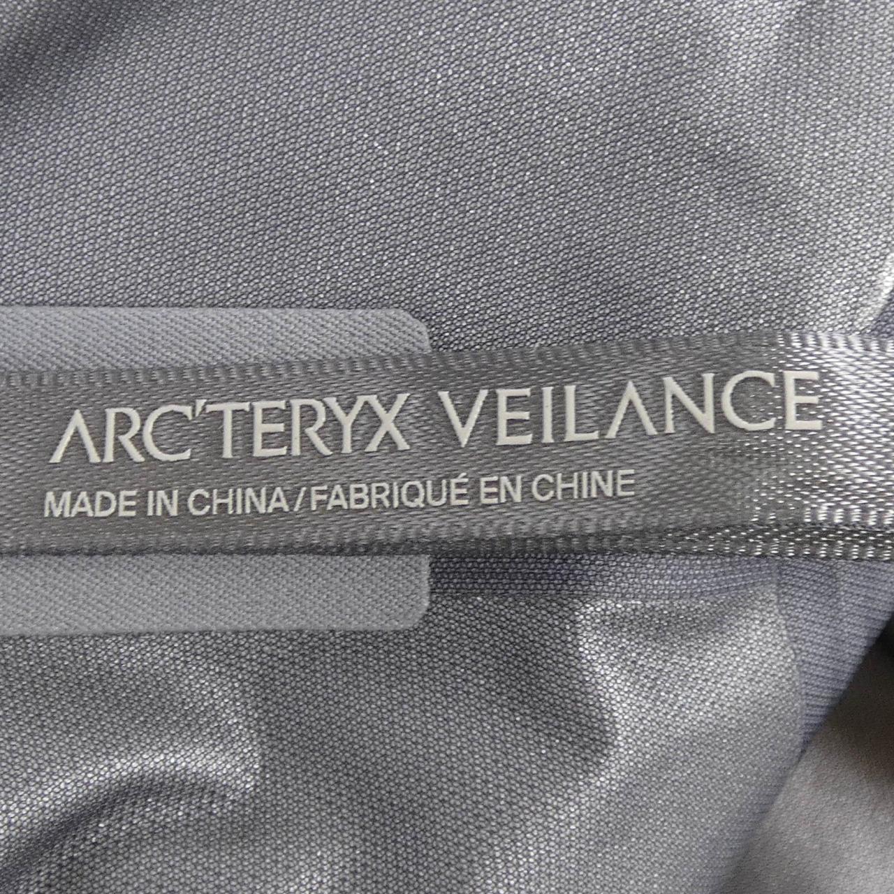 アークテリクスヴェイランス ARC'TERYX VEILANCE X000009479 ジャケット