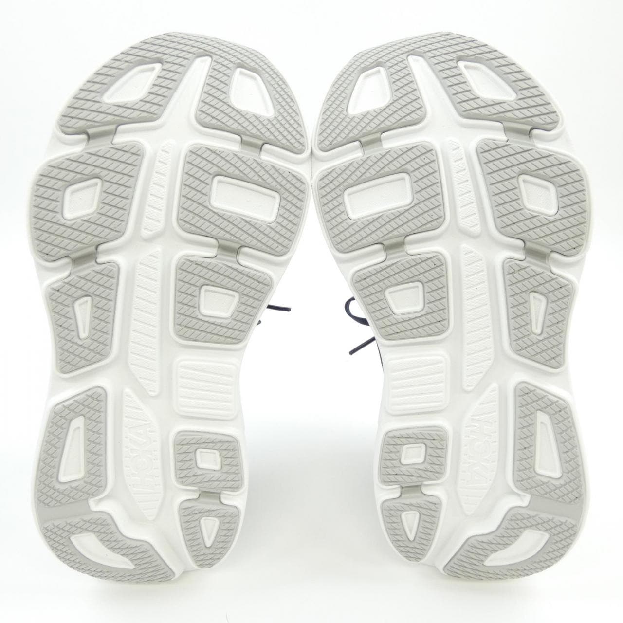 ホカオネオネ HOKA ONE ONE スニーカー