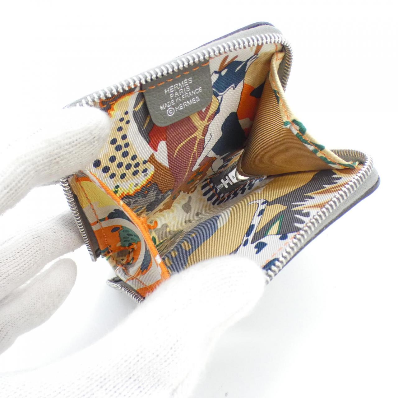 HERMES シルクインポルトモネ