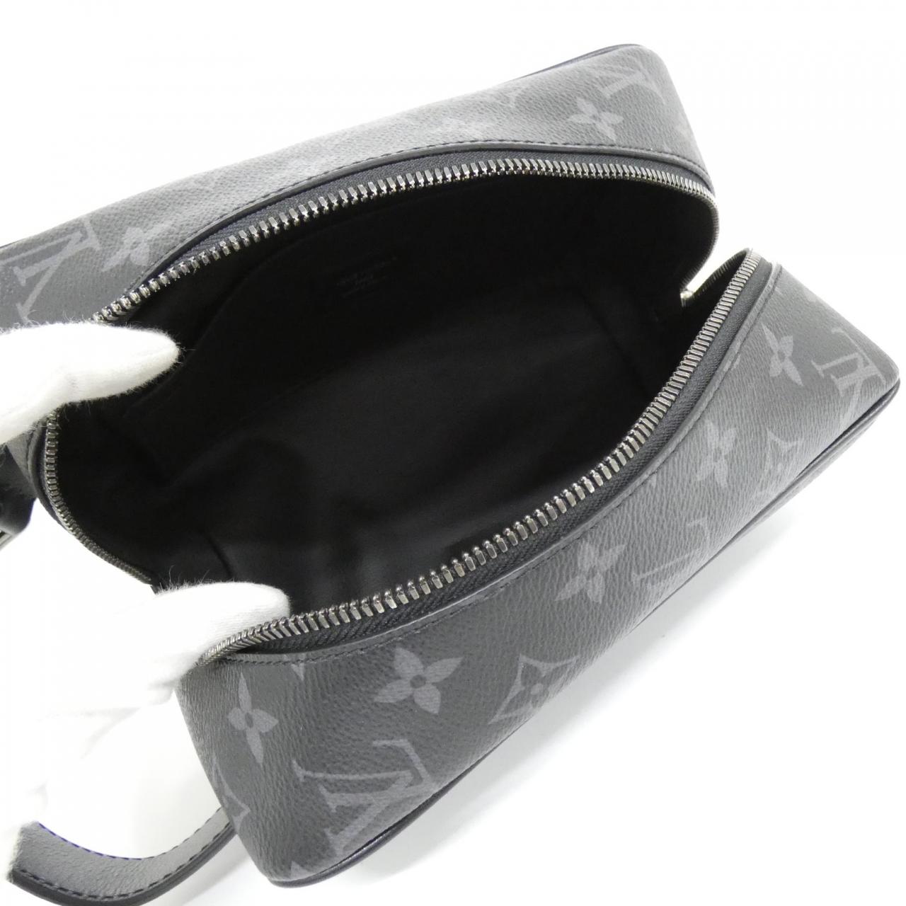 ルイヴィトン モノグラム エクリプス ロッカー ドップキット M83113 ポーチ