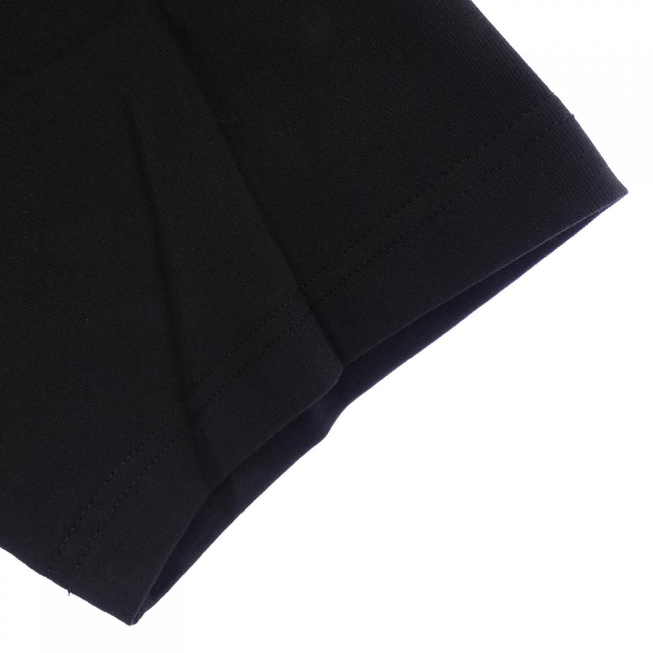 デュベティカ DUVETICA VXRT43131 Tシャツ