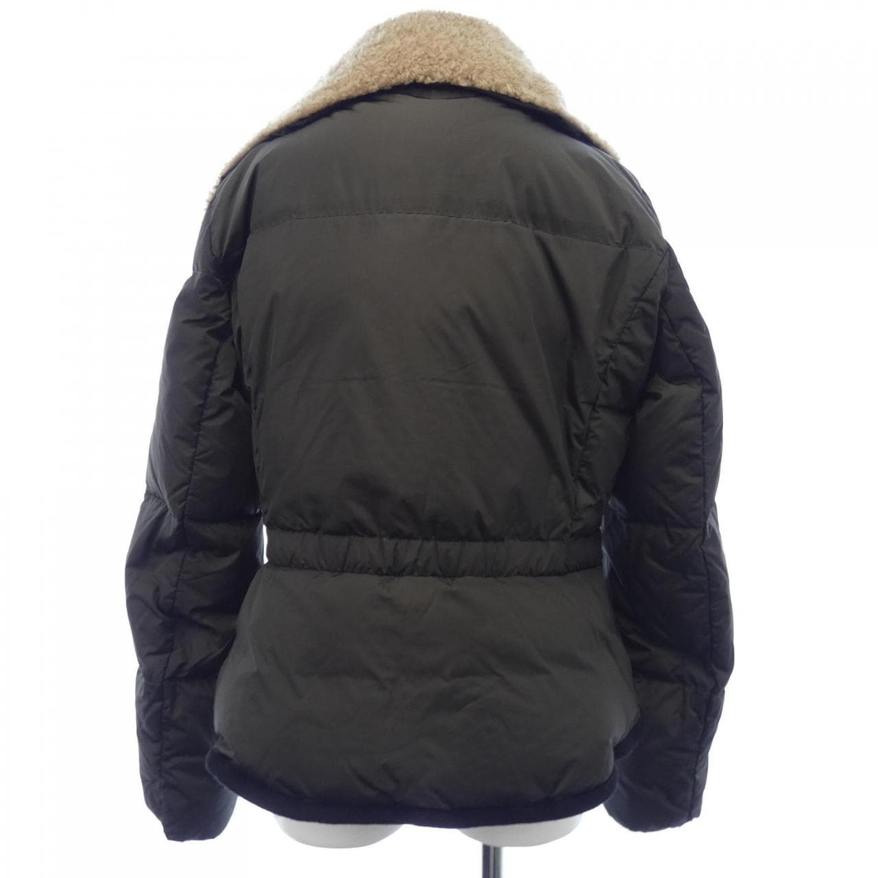 モンクレール MONCLER ダウンジャケット