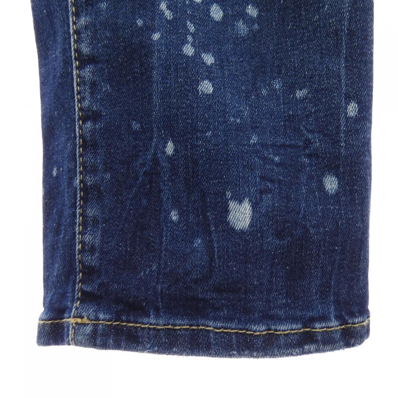 ディースクエアード DSQUARED2 S74LB1496 ジーンズ