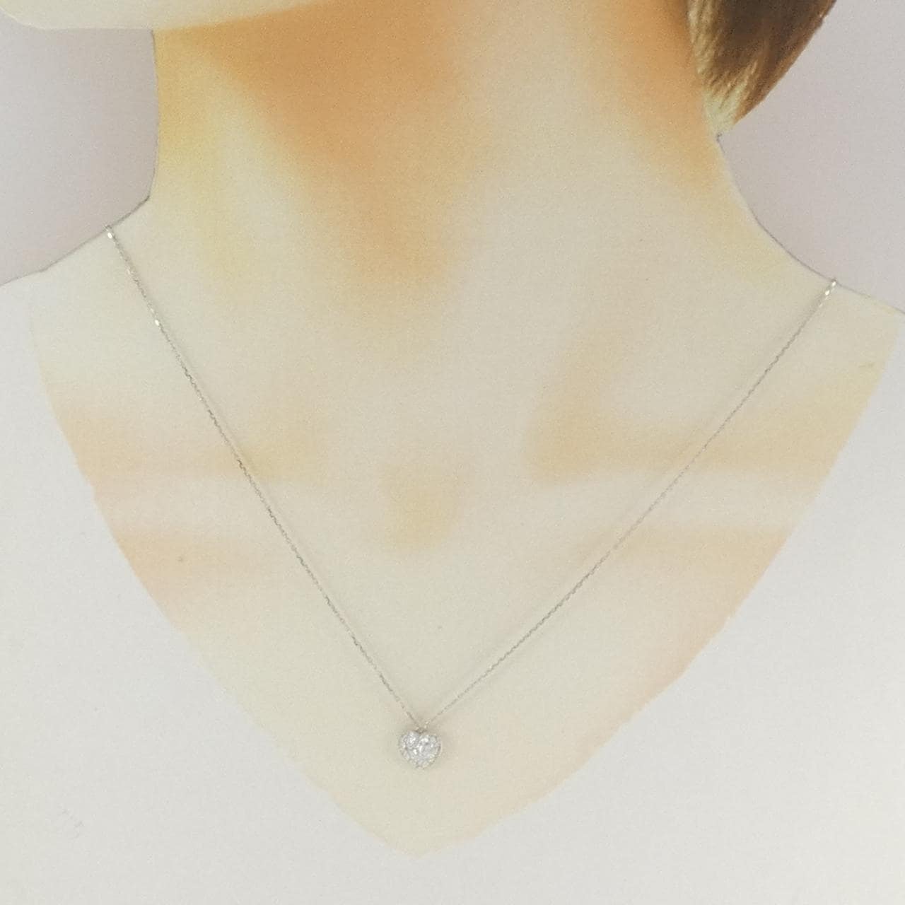 カルティエ ハート ネックレス