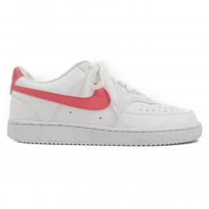 ナイキ NIKE スニーカー