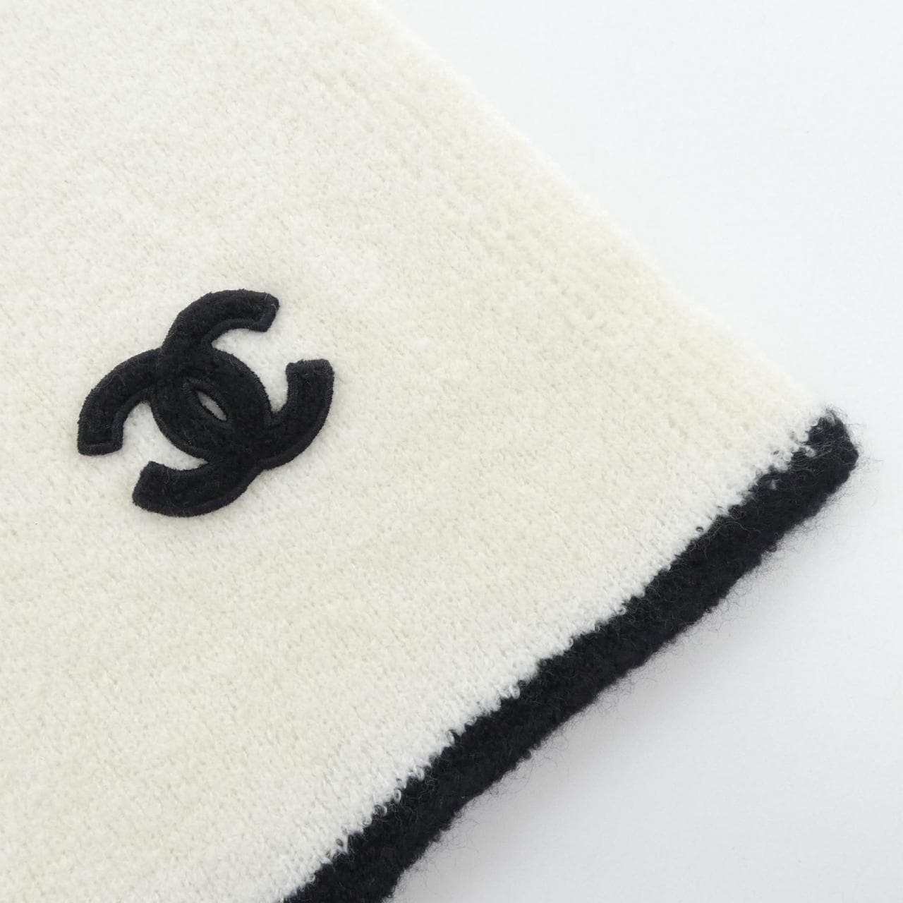 シャネル CHANEL AA8517 MUFFLER