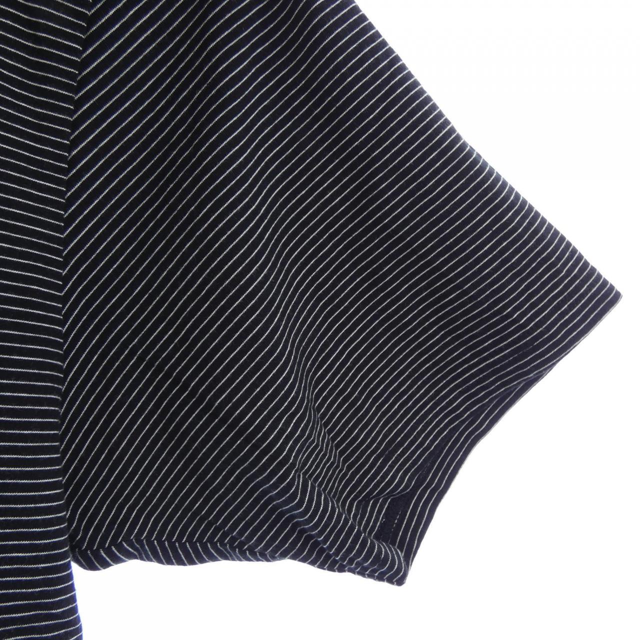 エンノイプロフェッショナル The Ennoy Professional Tシャツ