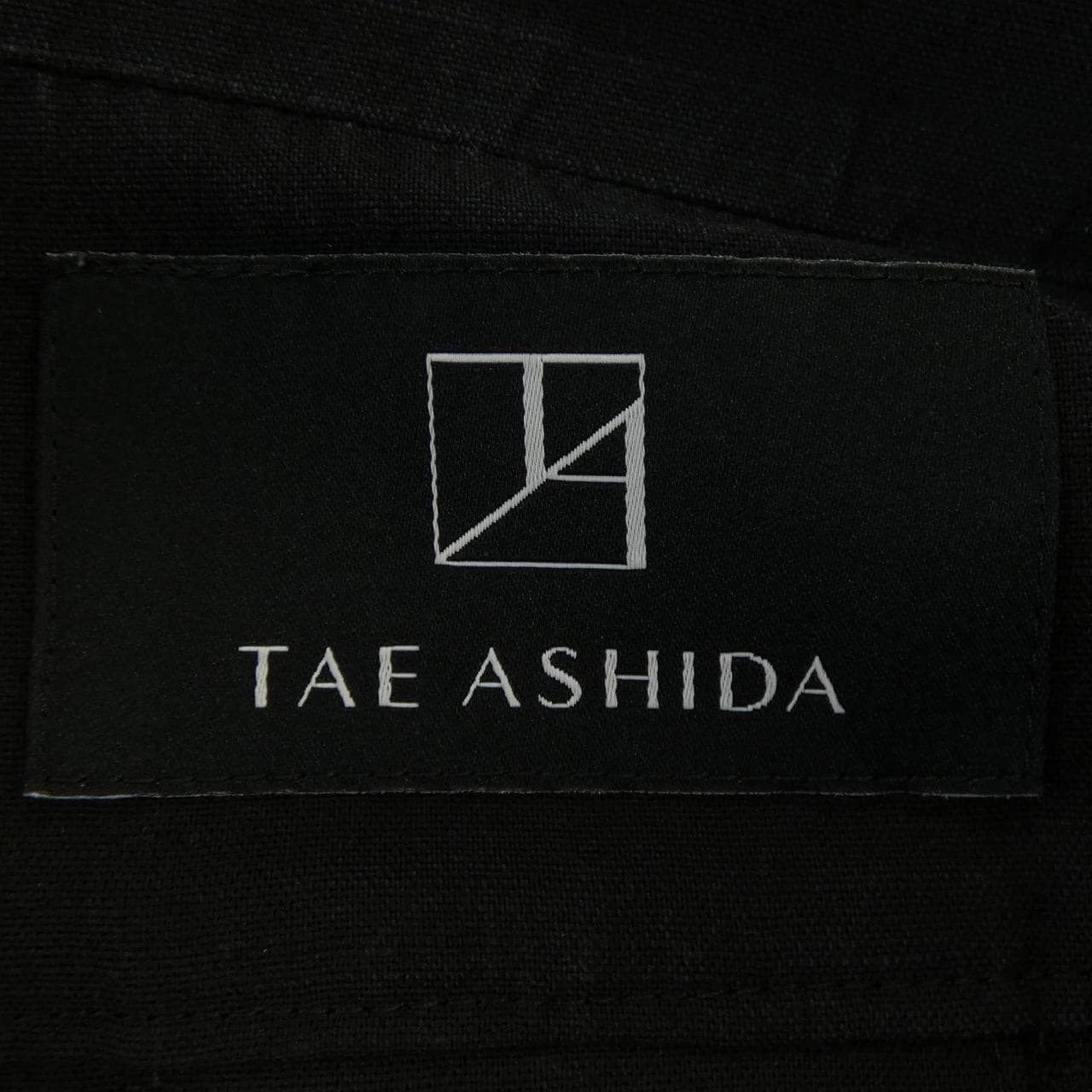 タエアシダ TAE ASHIDA T05629 ワンピース