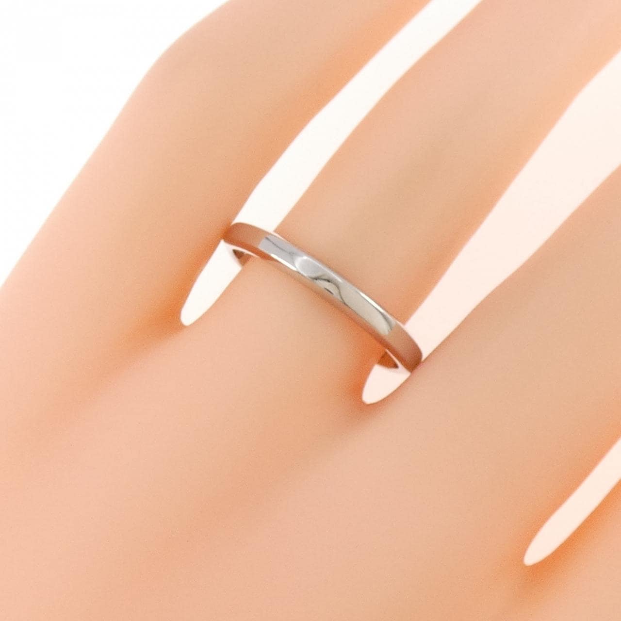 ヴァンクリーフ&アーペル トゥージュール リング