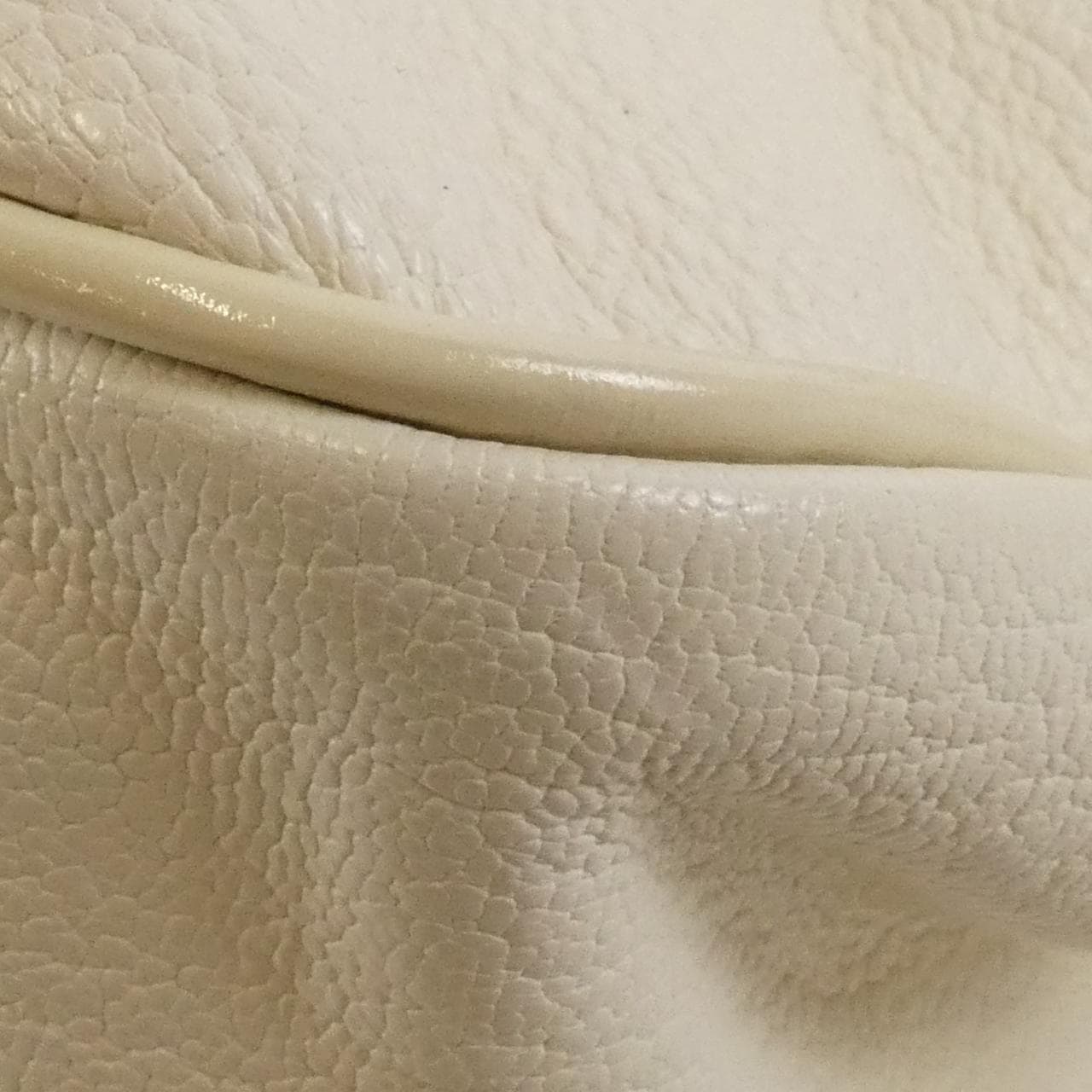 ルイヴィトン スハリ コンフィダン M91782 ショルダーバッグ