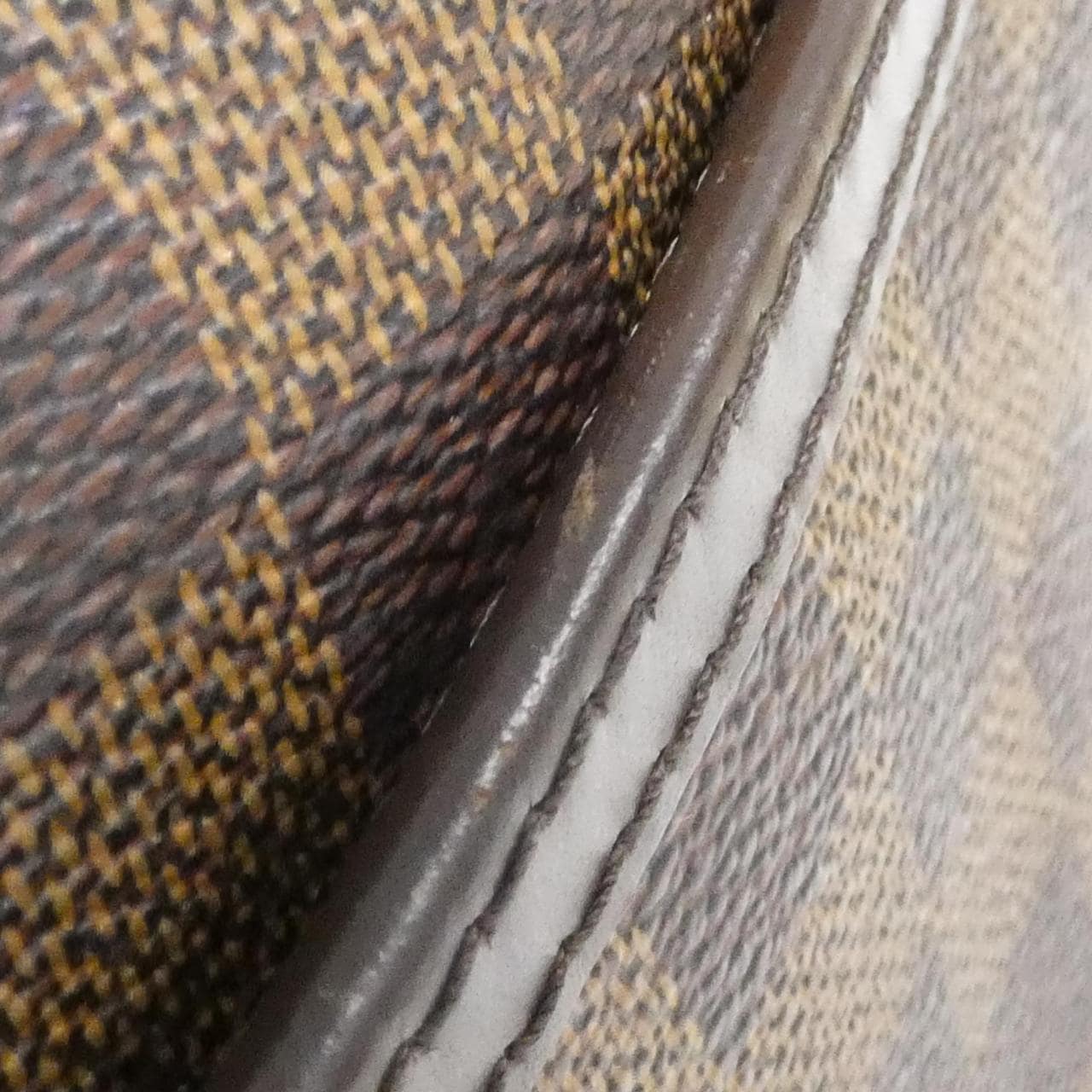 LOUIS VUITTON Damier Bloomsbury PM N42251 單肩包