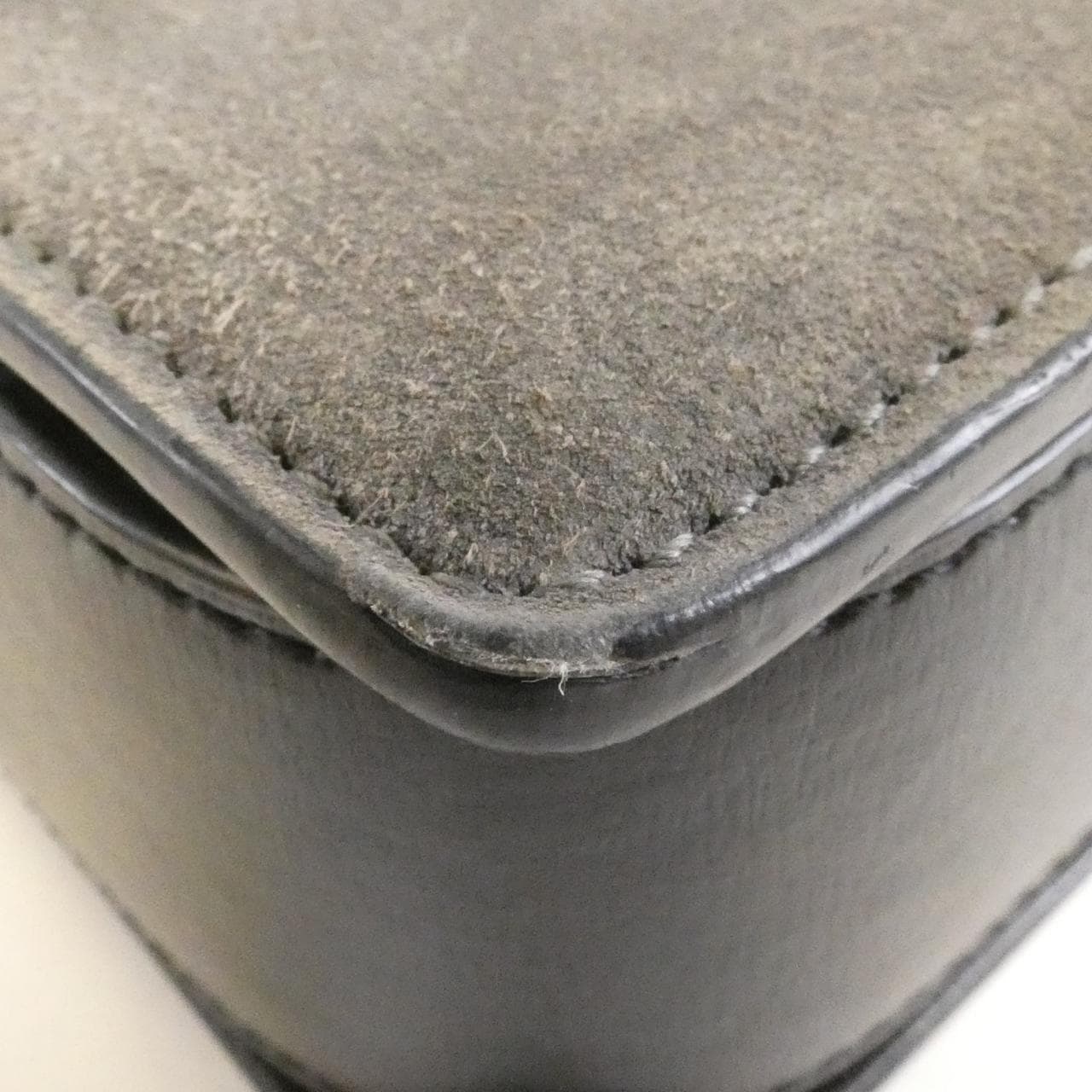 SAINT LAURENT 482044 D423W Shoulder Bag