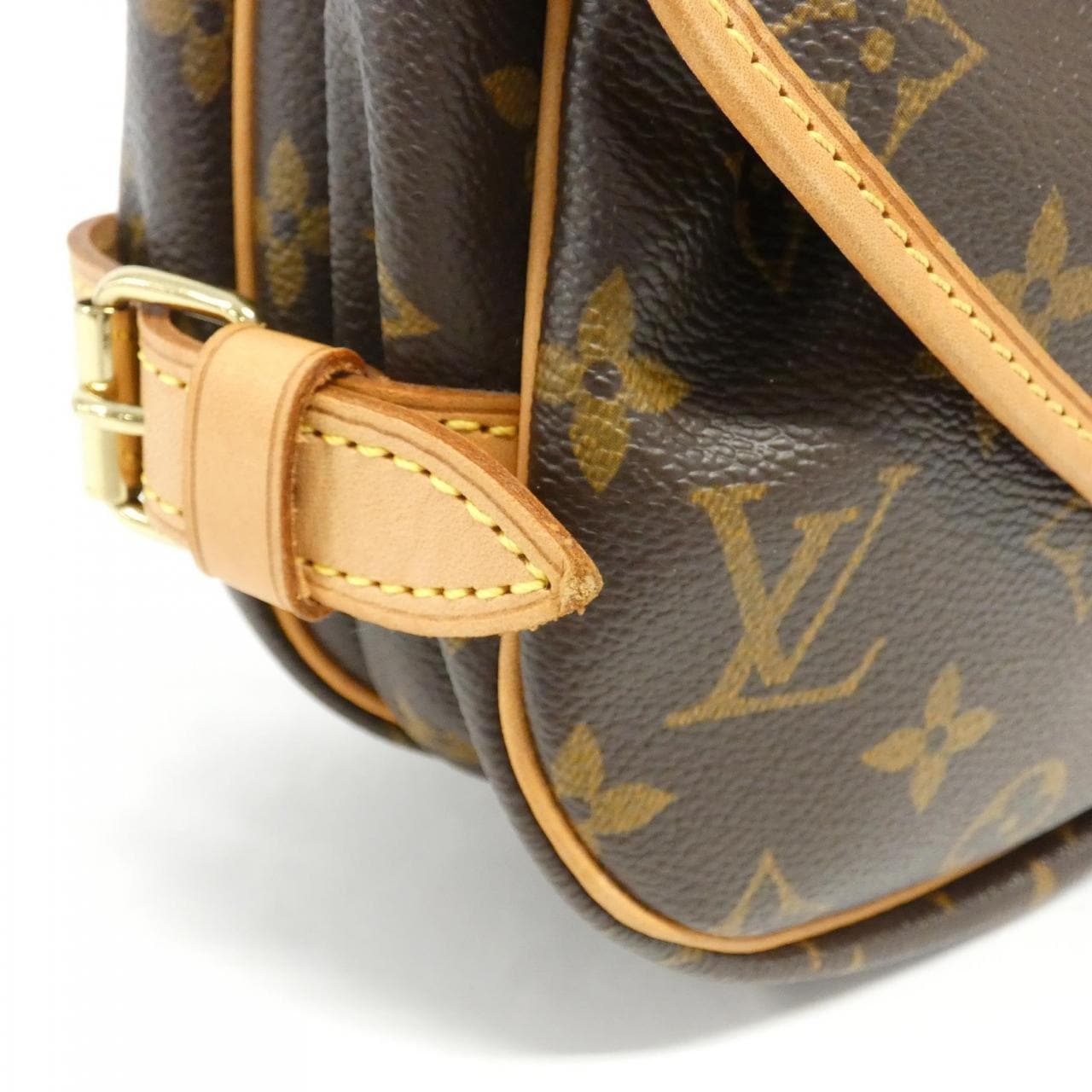 LOUIS VUITTON Monogram Saumur 30cm M42256 Shoulder Bag